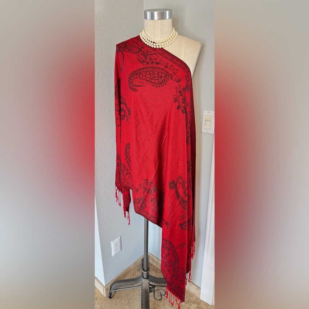 Red Pashmina with Paisley Design